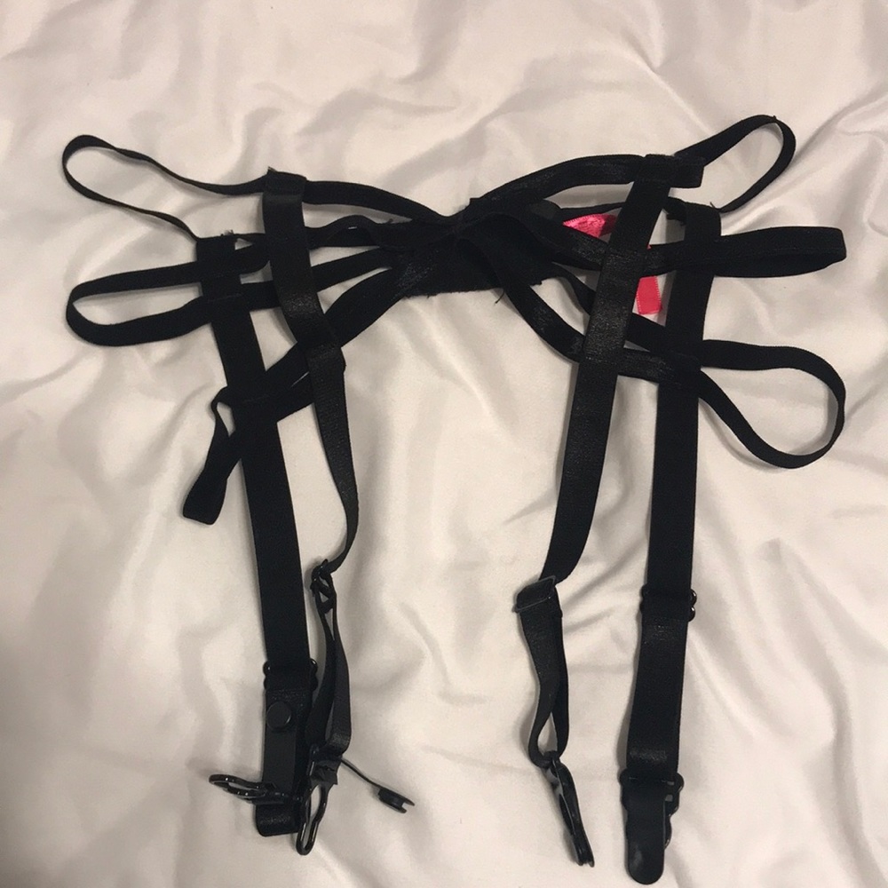 Garter belt
